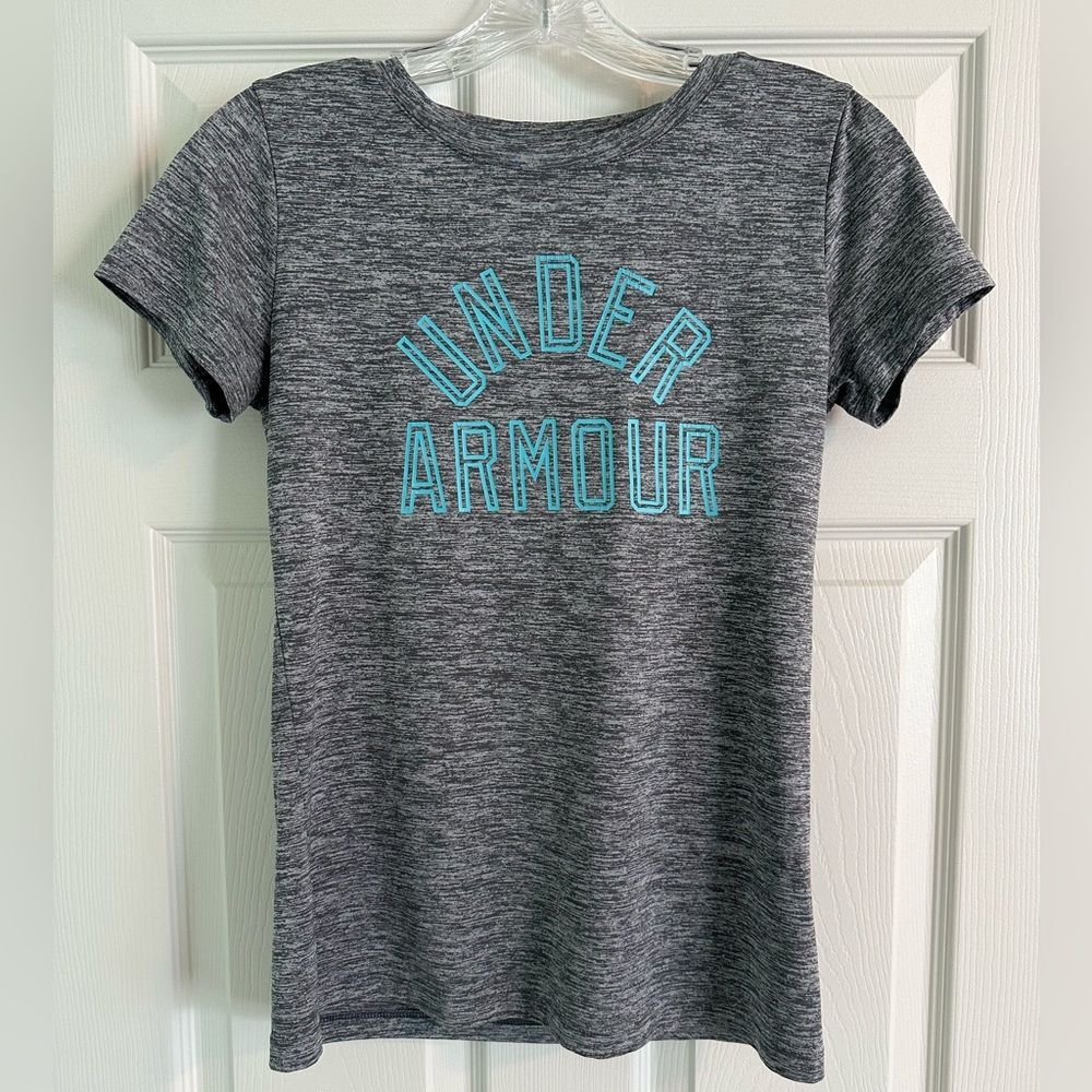 UNDER ARMOUR full length workout tee (XS)